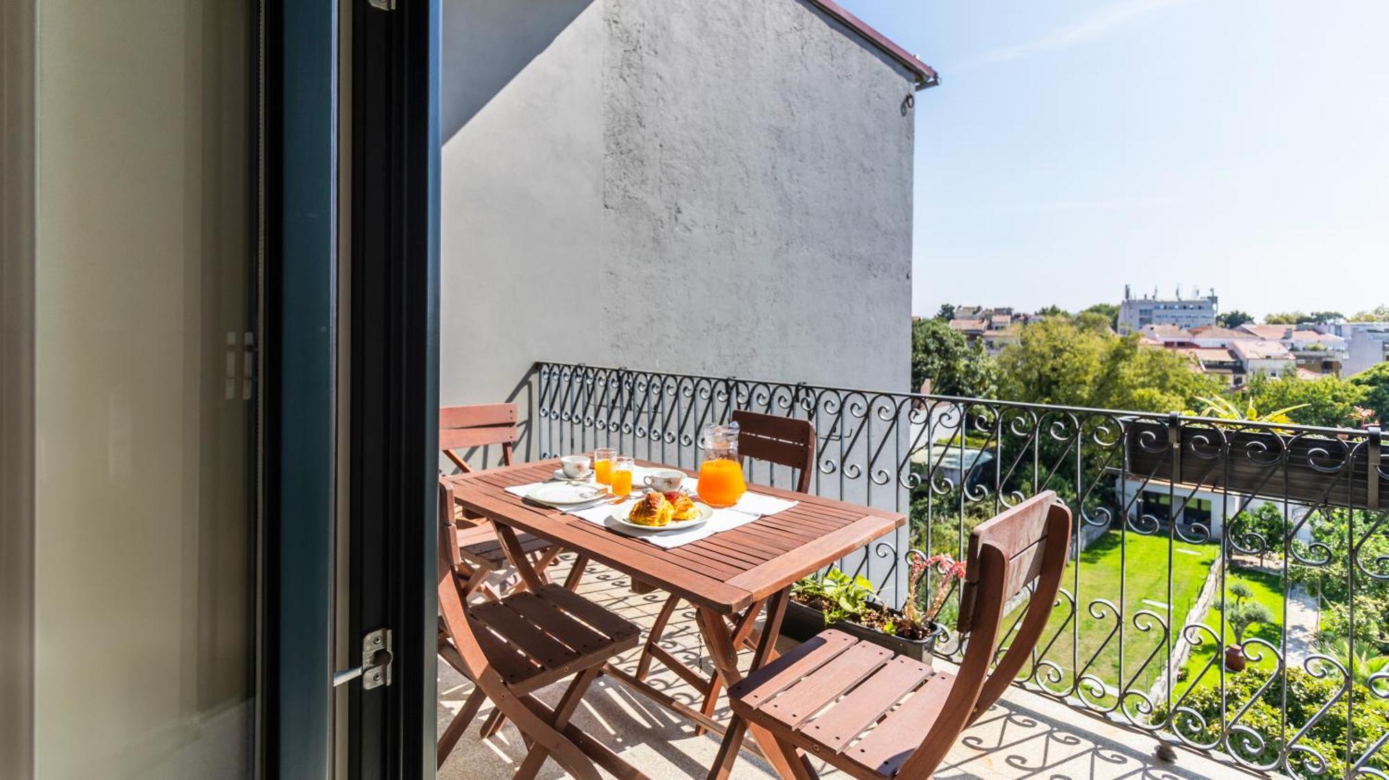 Am Haven Studios By Lovelystay Porto Bagian luar foto
