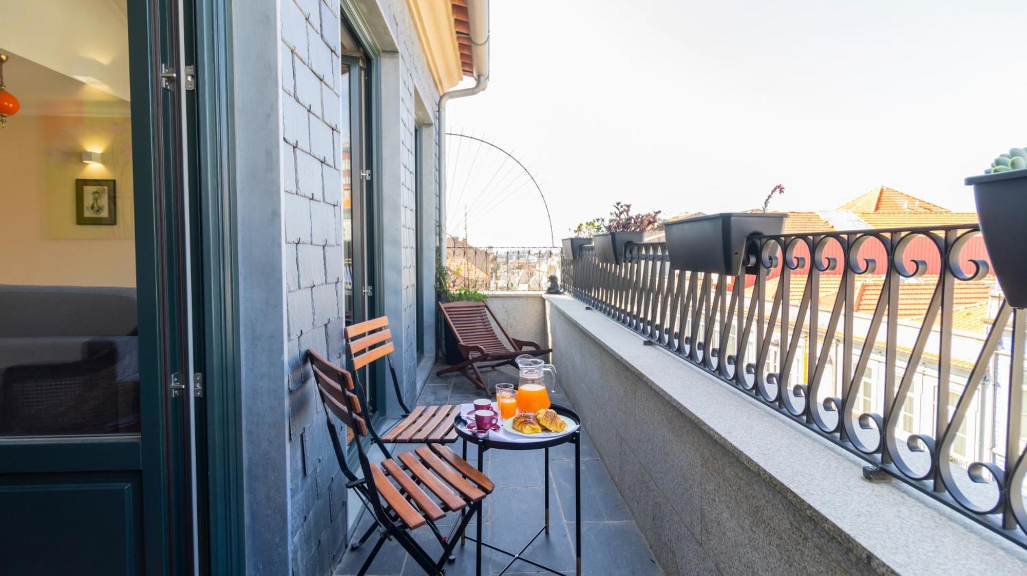 Am Haven Studios By Lovelystay Porto Bagian luar foto