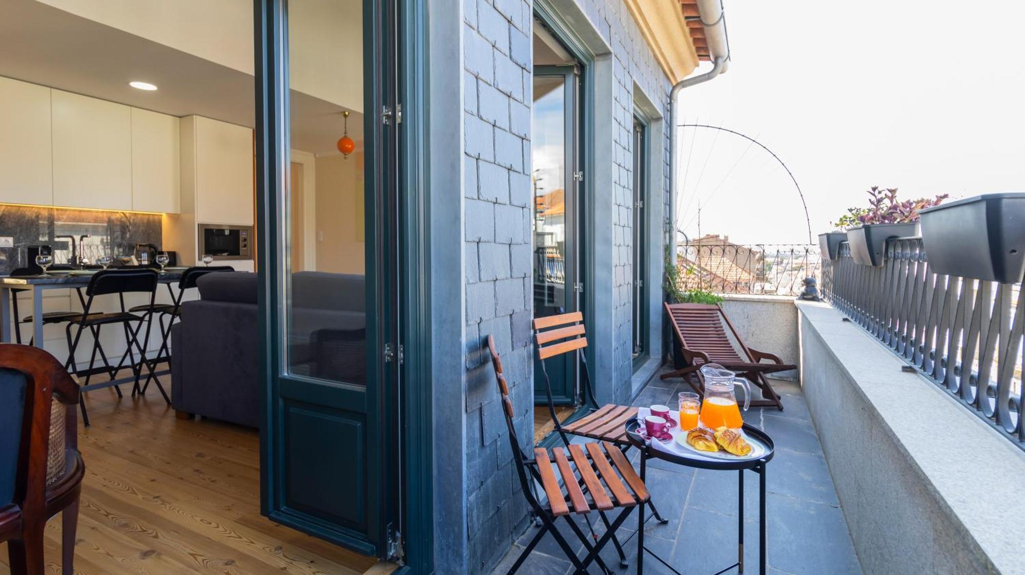 Am Haven Studios By Lovelystay Porto Bagian luar foto