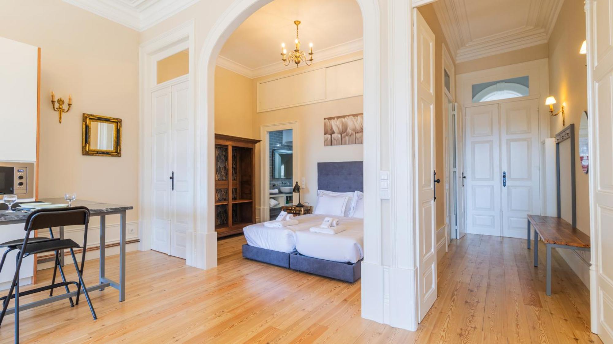 Am Haven Studios By Lovelystay Porto Bagian luar foto
