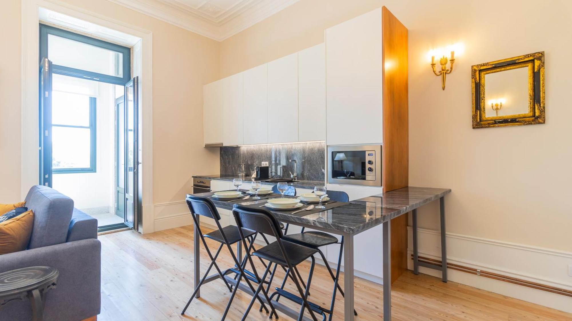 Am Haven Studios By Lovelystay Porto Bagian luar foto